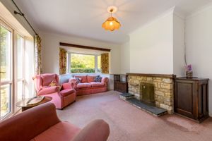 Sitting Room- click for photo gallery